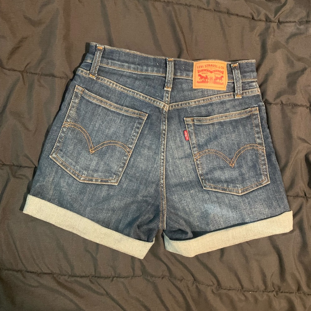 Levi shorts